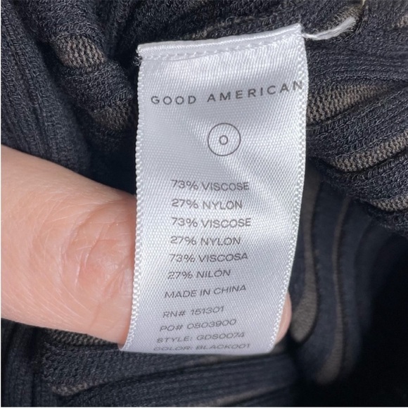 GOOD AMERICAN Angled Rib Mock Halter Midi Dress size 0/XS - Picture 6 of 9